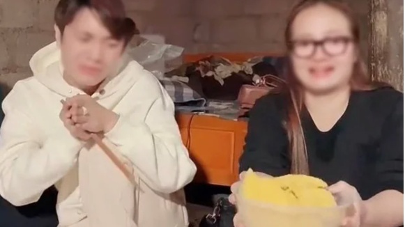 Phẫn nộ với phát ngôn mèn mén là cám lợn Phẫn nộ với phát ngôn mèn mén là cám lợn