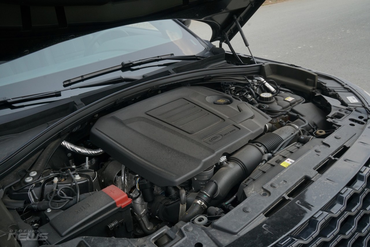 Đánh giá Land Rover Range Rover Velar 2023