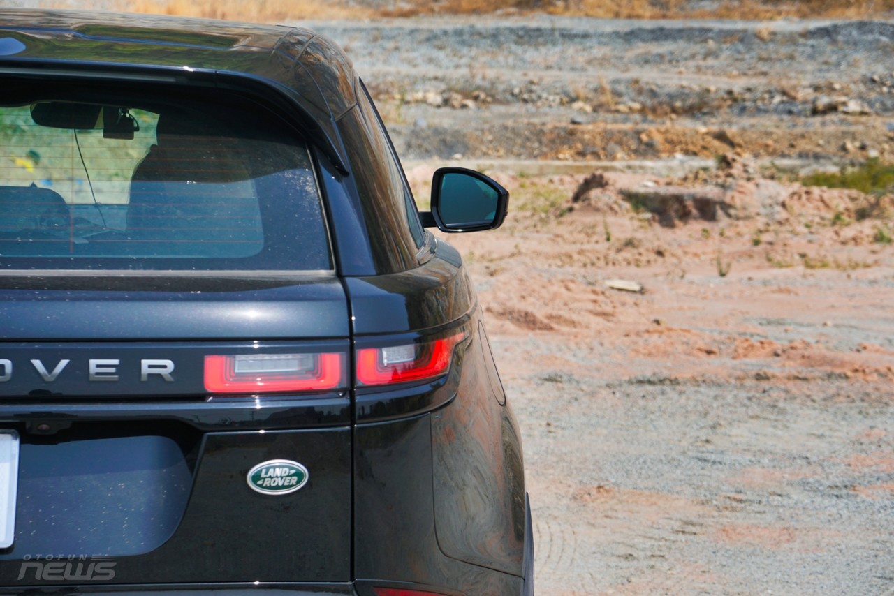 Đánh giá Land Rover Range Rover Velar 2023