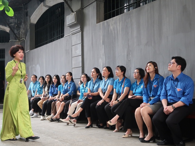 Giáo dục truyền thống cách mạng cho đoàn viên thanh niên cơ quan Tổng LĐLĐ Việt Nam