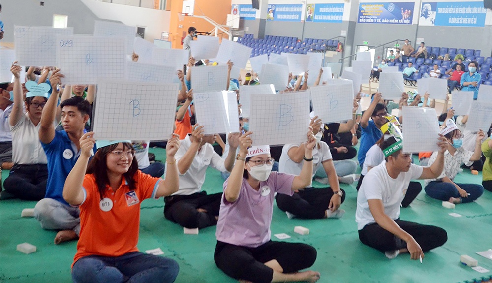 An Giang: Tích cực tuyên truyền về an toàn giao thông cho người lao động