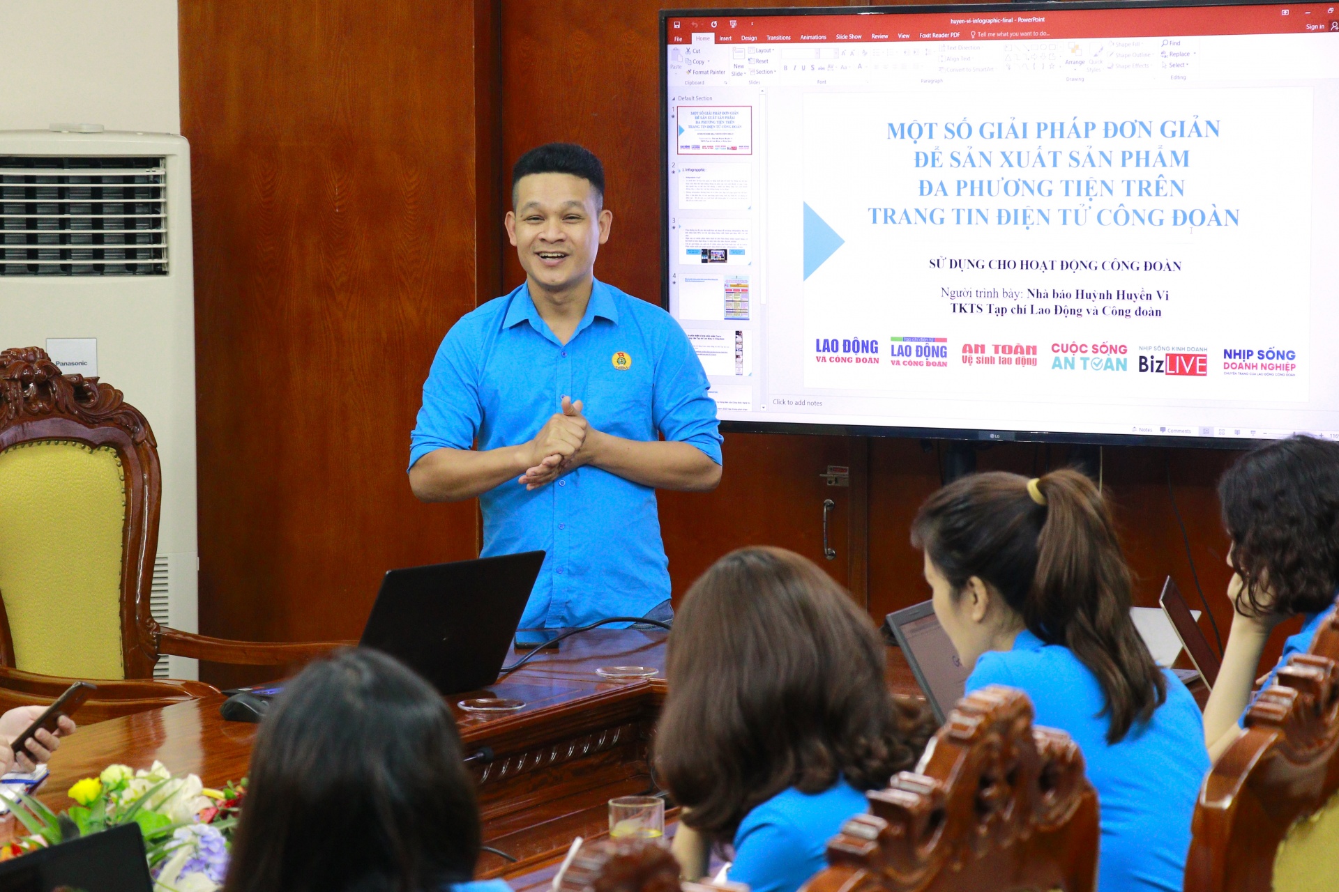 Tập huấn nâng cao kỹ năng truyền thông báo chí cho cán bộ công đoàn Nghệ An Tập huấn nâng cao kỹ năng truyền thông báo chí cho cán bộ công đoàn Nghệ An