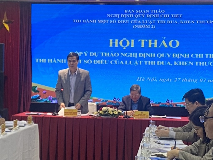 Góp ý Dự thảo Nghị định quy định thi hành một số điều của Luật Thi đua, khen thưởng Góp ý Dự thảo Nghị định quy định thi hành một số điều của Luật Thi đua, khen thưởng