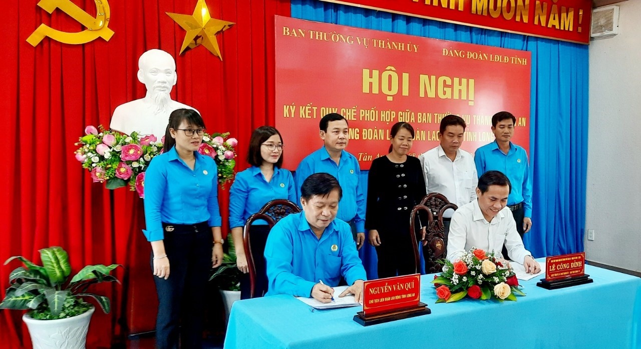 LĐLĐ tỉnh Long An ký kết phối hợp hoạt động trên nhiều lĩnh vực LĐLĐ tỉnh Long An ký kết phối hợp hoạt động trên nhiều lĩnh vực