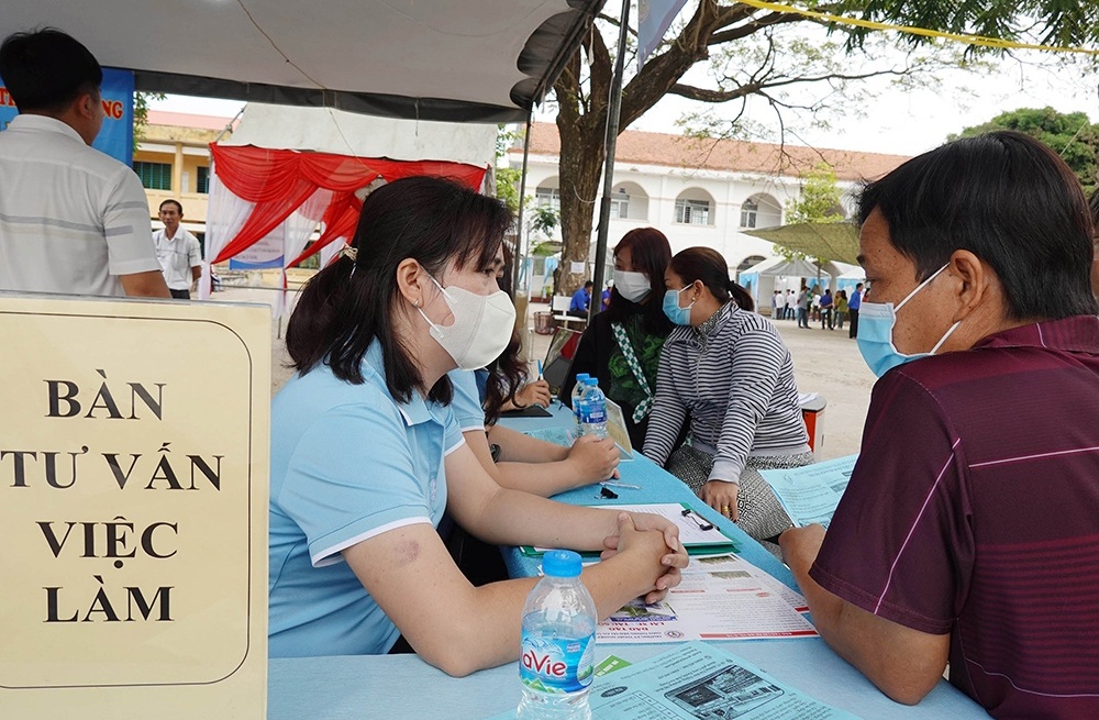 An Giang: Tích cực hỗ trợ người lao động bị ảnh hưởng việc làm