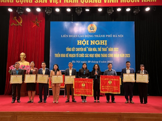 Sự phối hợp nhịp nhàng và bài bản giữa tổ chức Công đoàn với các cơ quan chuyên môn Sự phối hợp nhịp nhàng và bài bản giữa tổ chức Công đoàn với các cơ quan chuyên môn