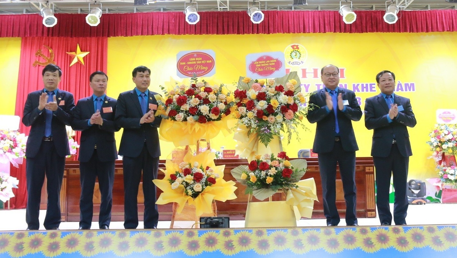 Công đoàn Công ty Than Khe Chàm tổ chức thành công Đại hội lần thứ XII Công đoàn Công ty Than Khe Chàm tổ chức thành công Đại hội lần thứ XII