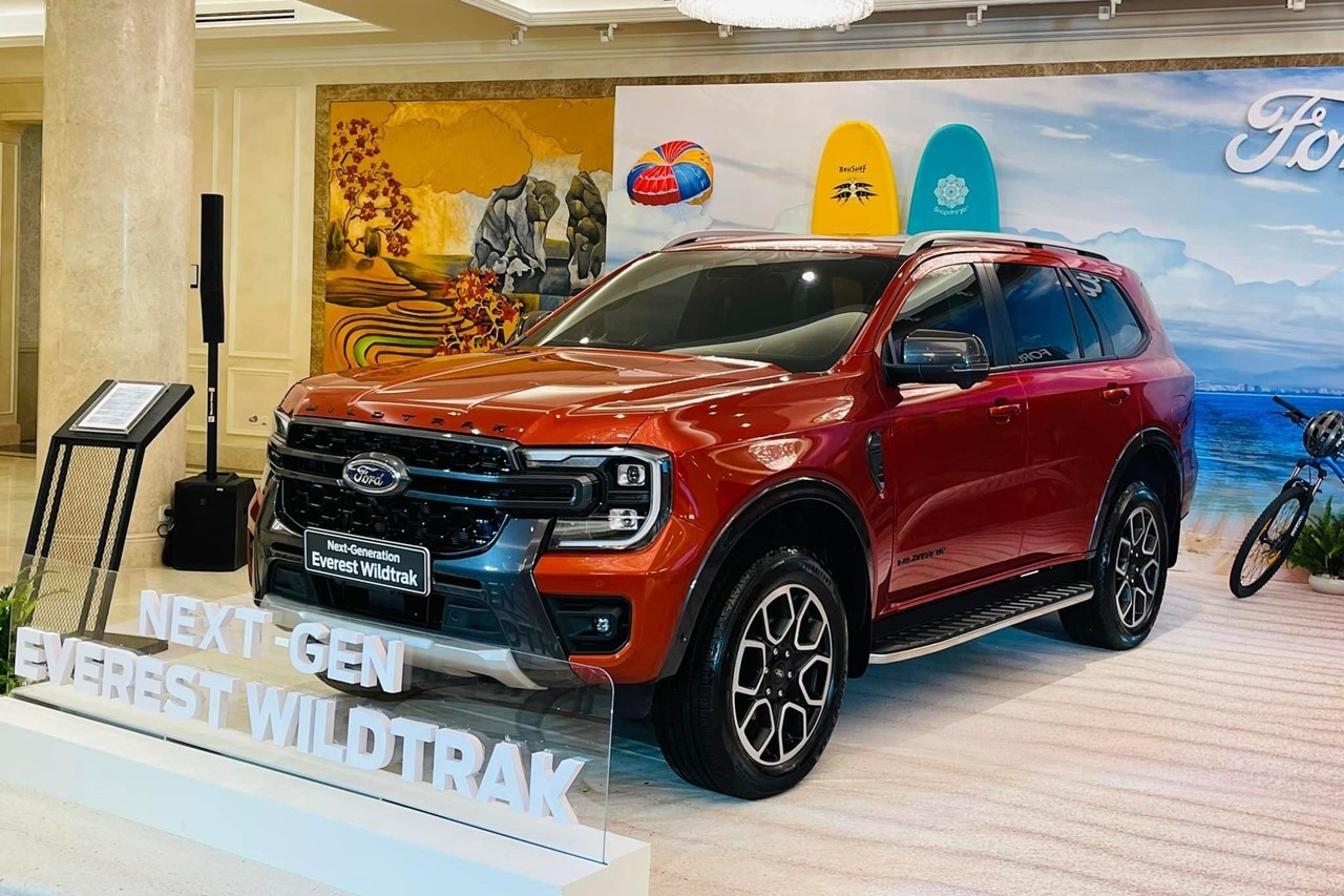 Ford Everest Wildtrak giá 1,5 tỷ đồng về đại lý Ford Everest Wildtrak giá 1,5 tỷ đồng về đại lý