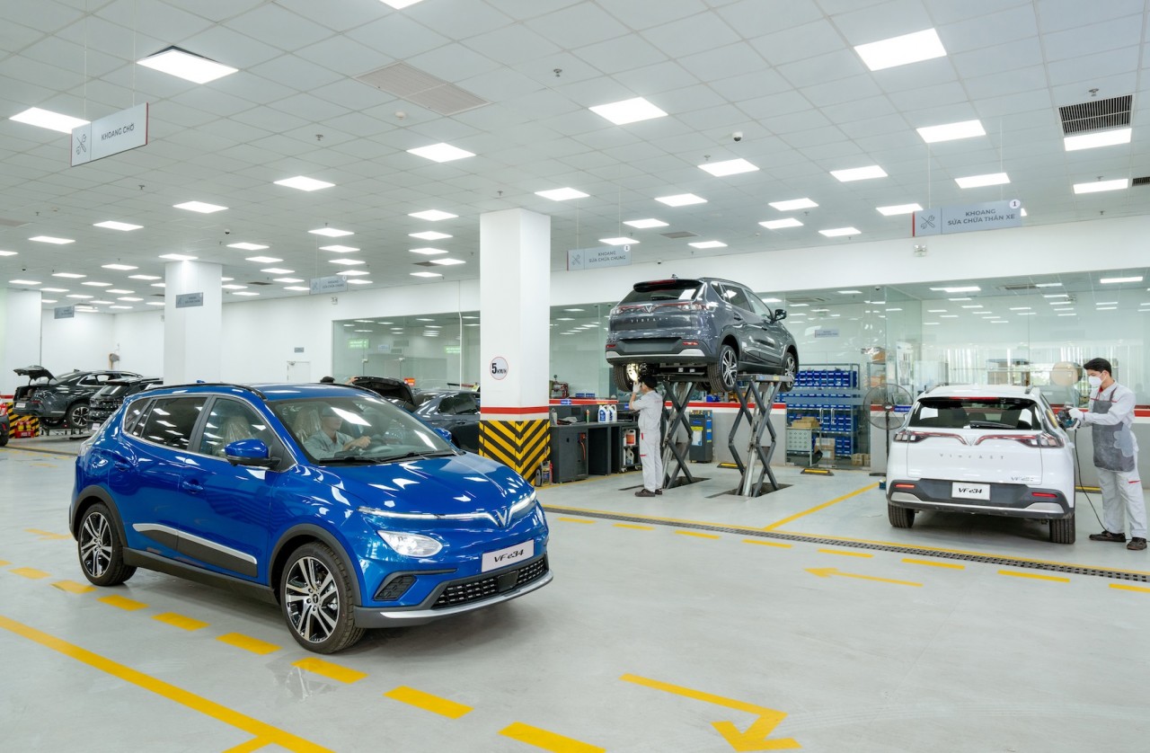 VinFast VF e34 tăng phạm vi hoạt động lên 384km mỗi lần sạc