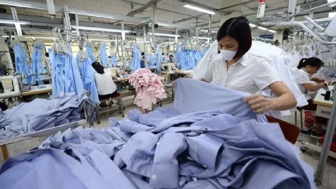 Doanh nghiệp khát vốn, người lao động khát việc