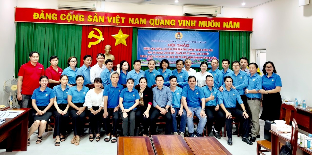 Công đoàn Long An: Nâng cao năng lực cán bộ về pháp luật để bảo vệ người lao động Công đoàn Long An: Nâng cao năng lực cán bộ về pháp luật để bảo vệ người lao động