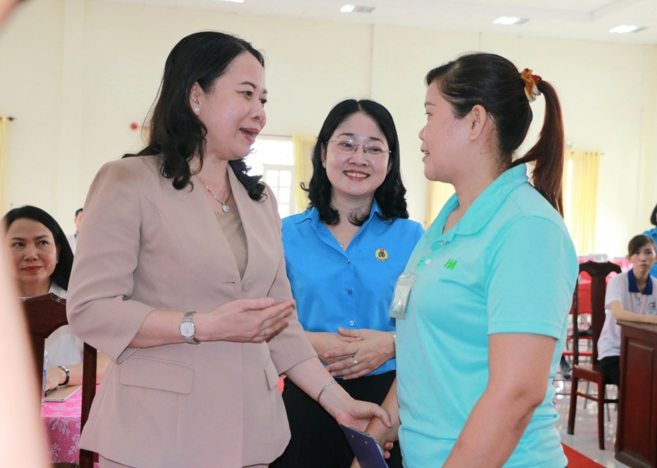 Đời sống, việc làm của công nhân là mối quan tâm hàng đầu