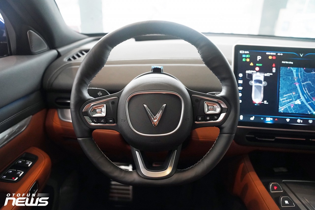 Cận cảnh VinFast VF9 Plus tại Hà Nội Cận cảnh VinFast VF9 Plus tại Hà Nội