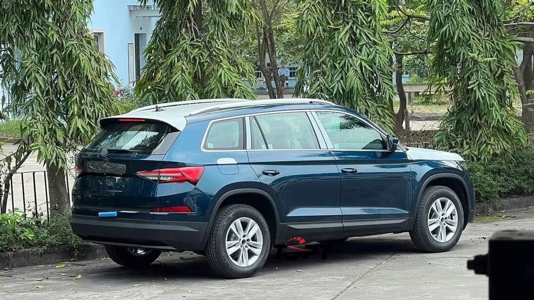 Skoda Kodiaq vừa xuất hiện tại Việt Nam có gì để đấu với Hyundai Santa Fe