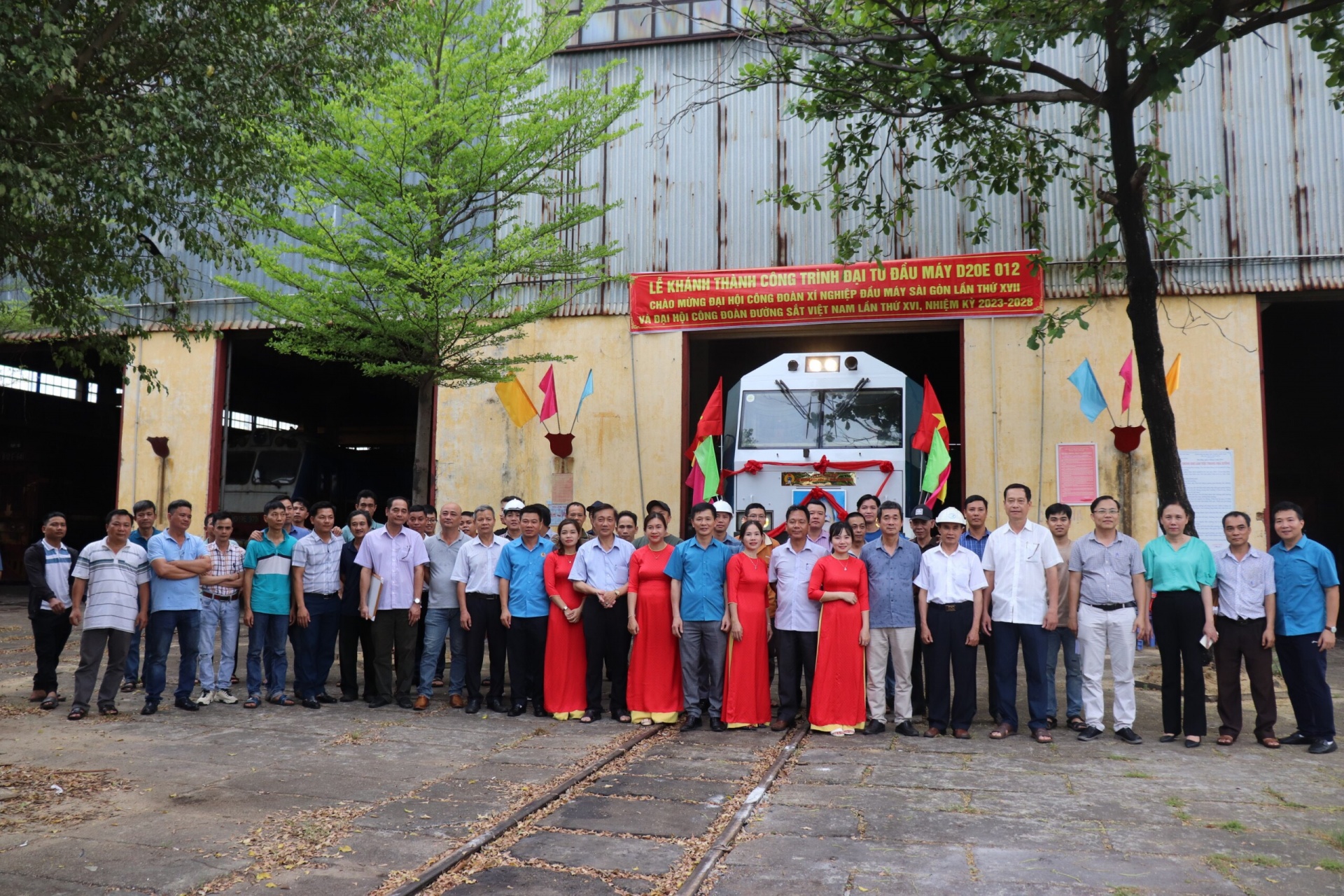 Công trình vượt tiến độ 2 ngày làm lợi hơn 300 triệu đồng (Ảnh: PHAN NGUYÊN)