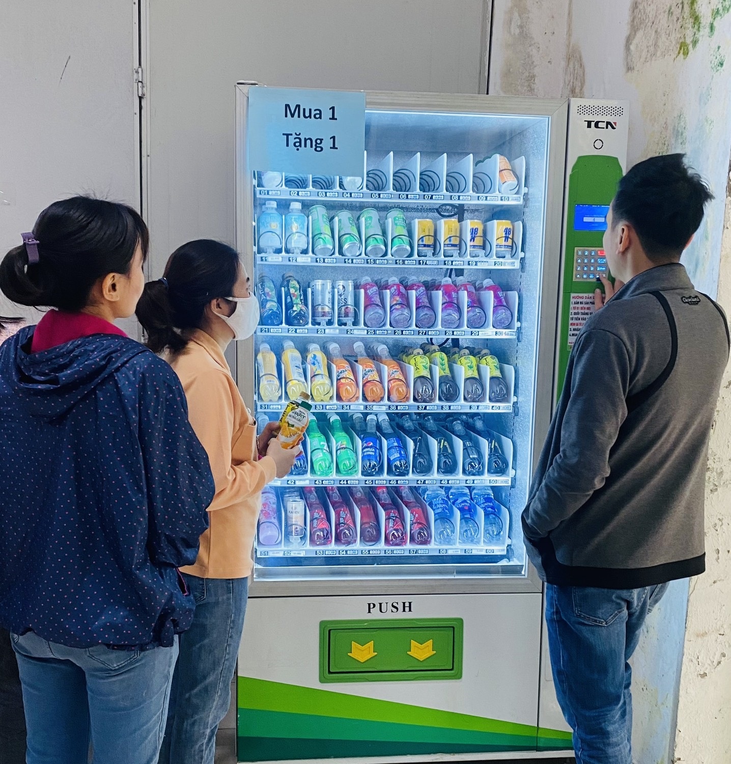 Khu vực “Giờ 8+”: Nơi tái tạo sức lao động cho công nhân