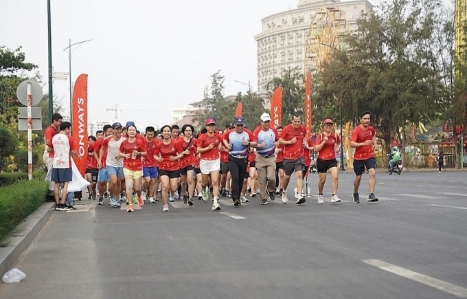 Chạy bộ nâng cao sức khoẻ, giảm căng thẳng tại nơi làm việc