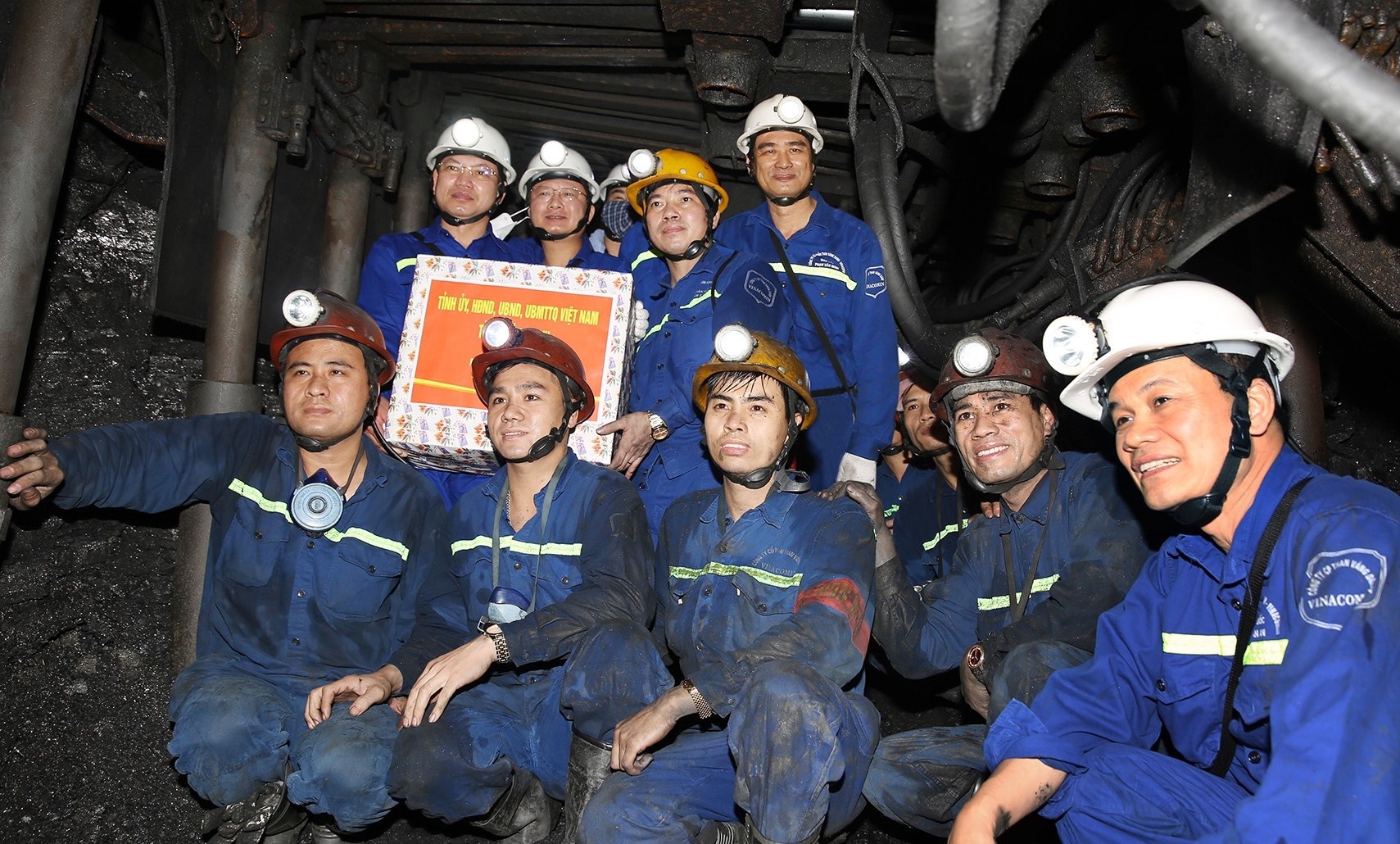 Công đoàn Than Vàng Danh: Làm những điều tốt nhất vì người lao động Công đoàn Than Vàng Danh: Làm những điều tốt nhất vì người lao động