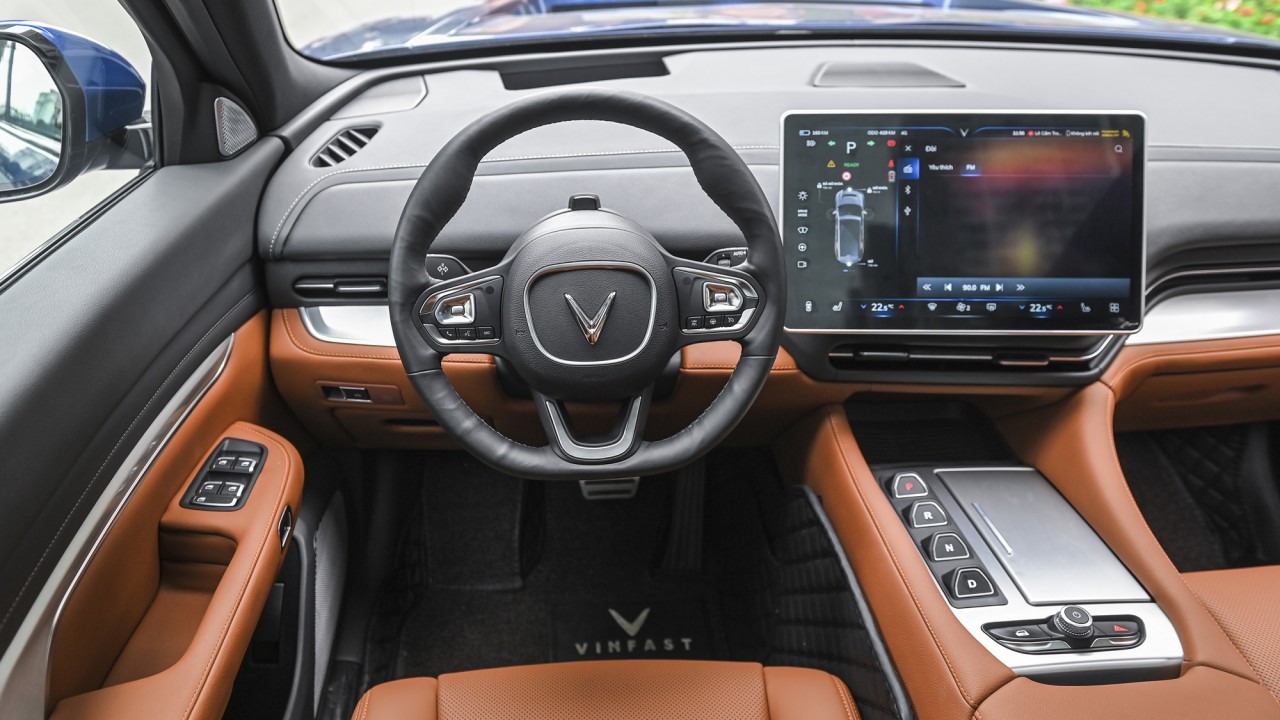 Tôi là người dũng cảm khi quyết định mua VinFast VF9 Tôi là người dũng cảm khi quyết định mua VinFast VF9