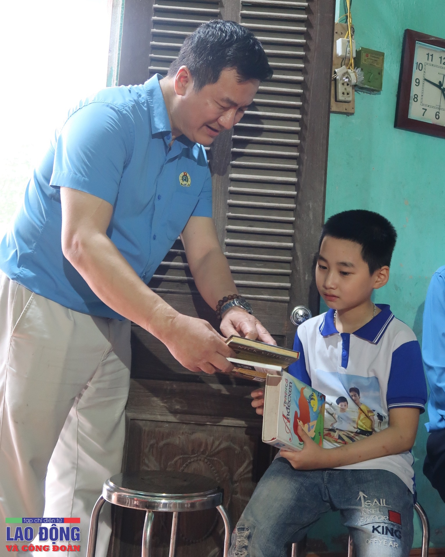 Vì tương lai vững vàng cho con công nhân mồ côi