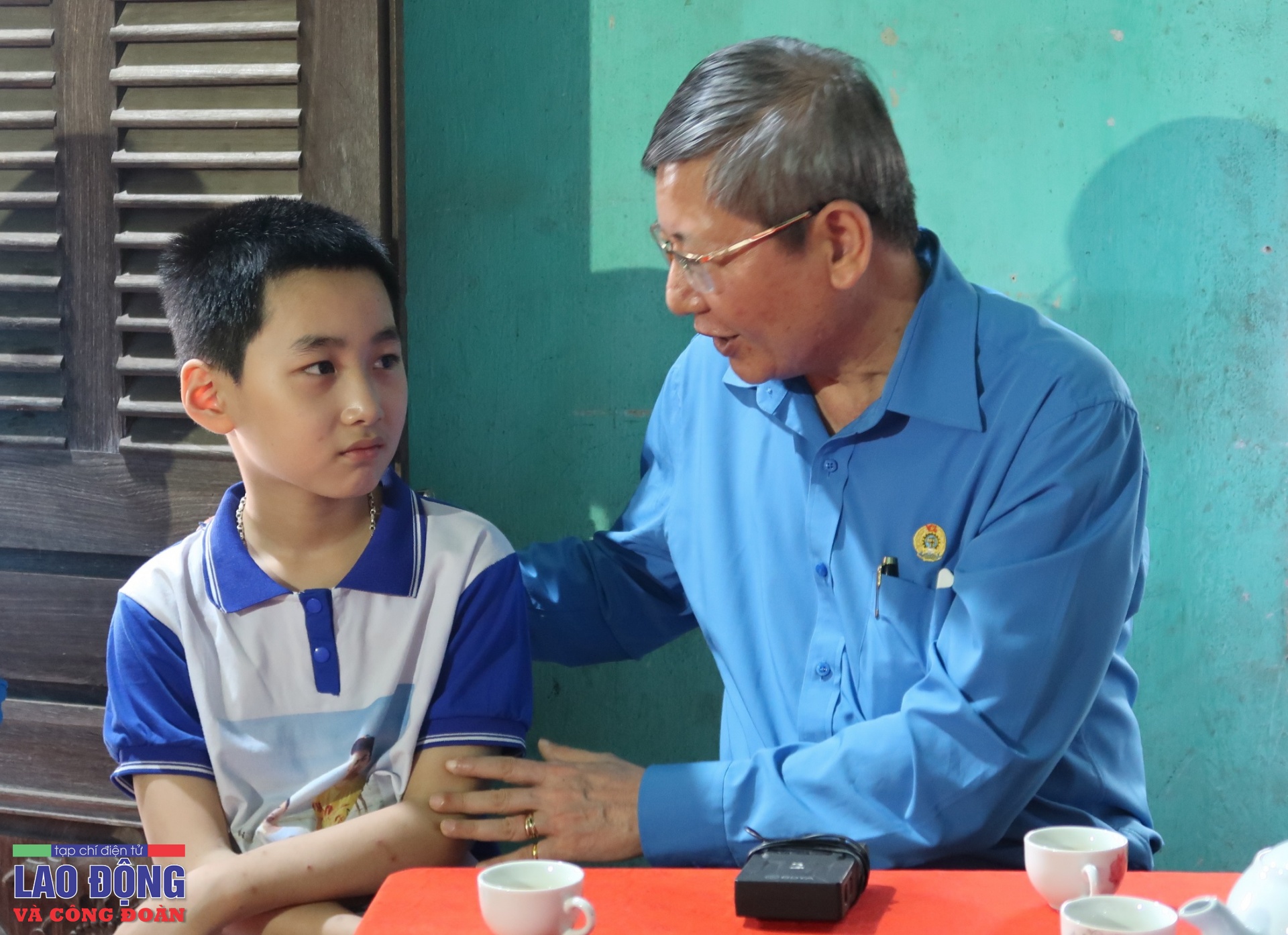 Vì tương lai vững vàng cho con công nhân mồ côi