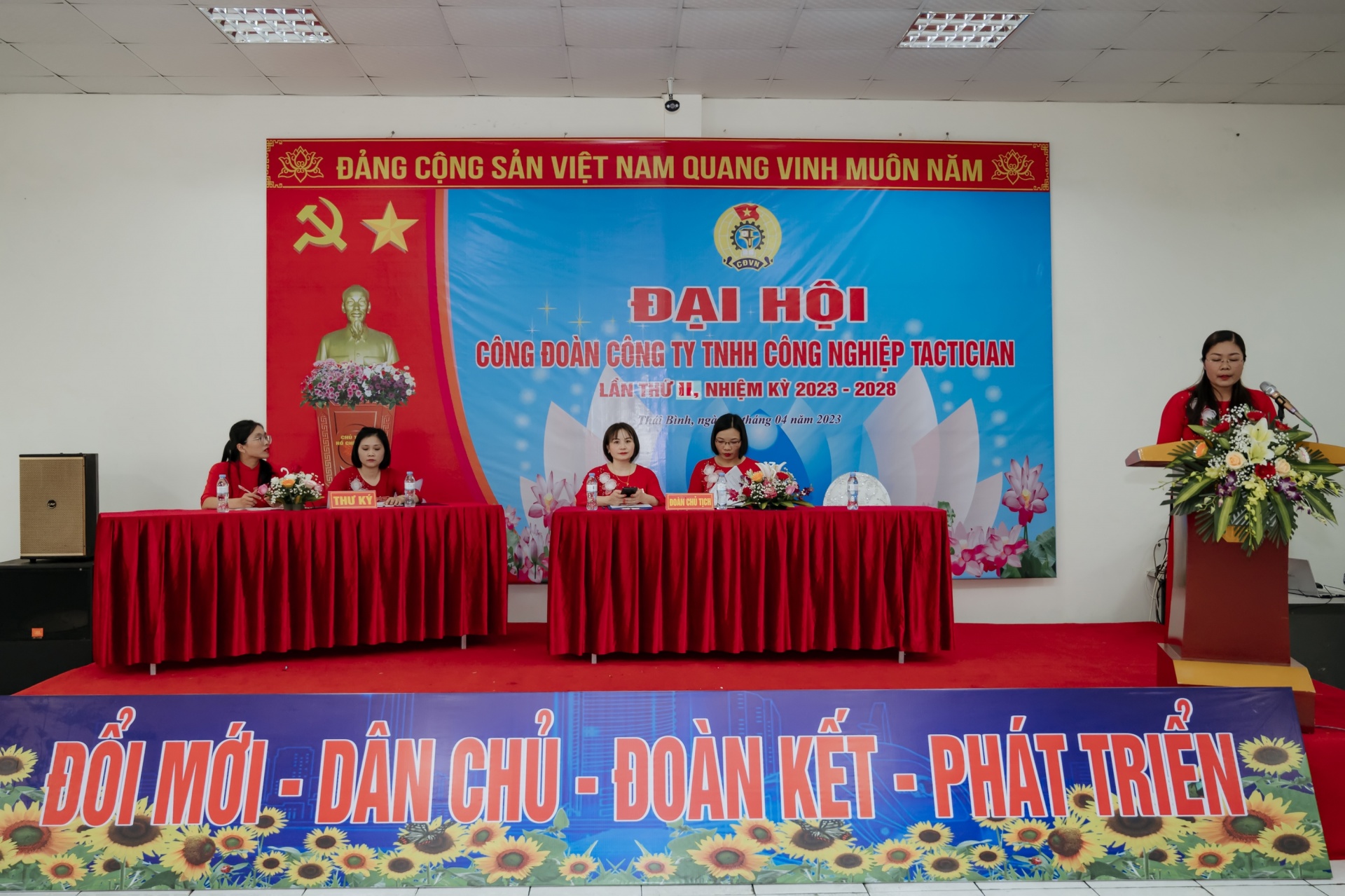 Công ty TNHH Công nghiệp TACTICIAN tổ chức thành công Đại hội công đoàn cơ sở Công ty TNHH Công nghiệp TACTICIAN tổ chức thành công Đại hội công đoàn cơ sở