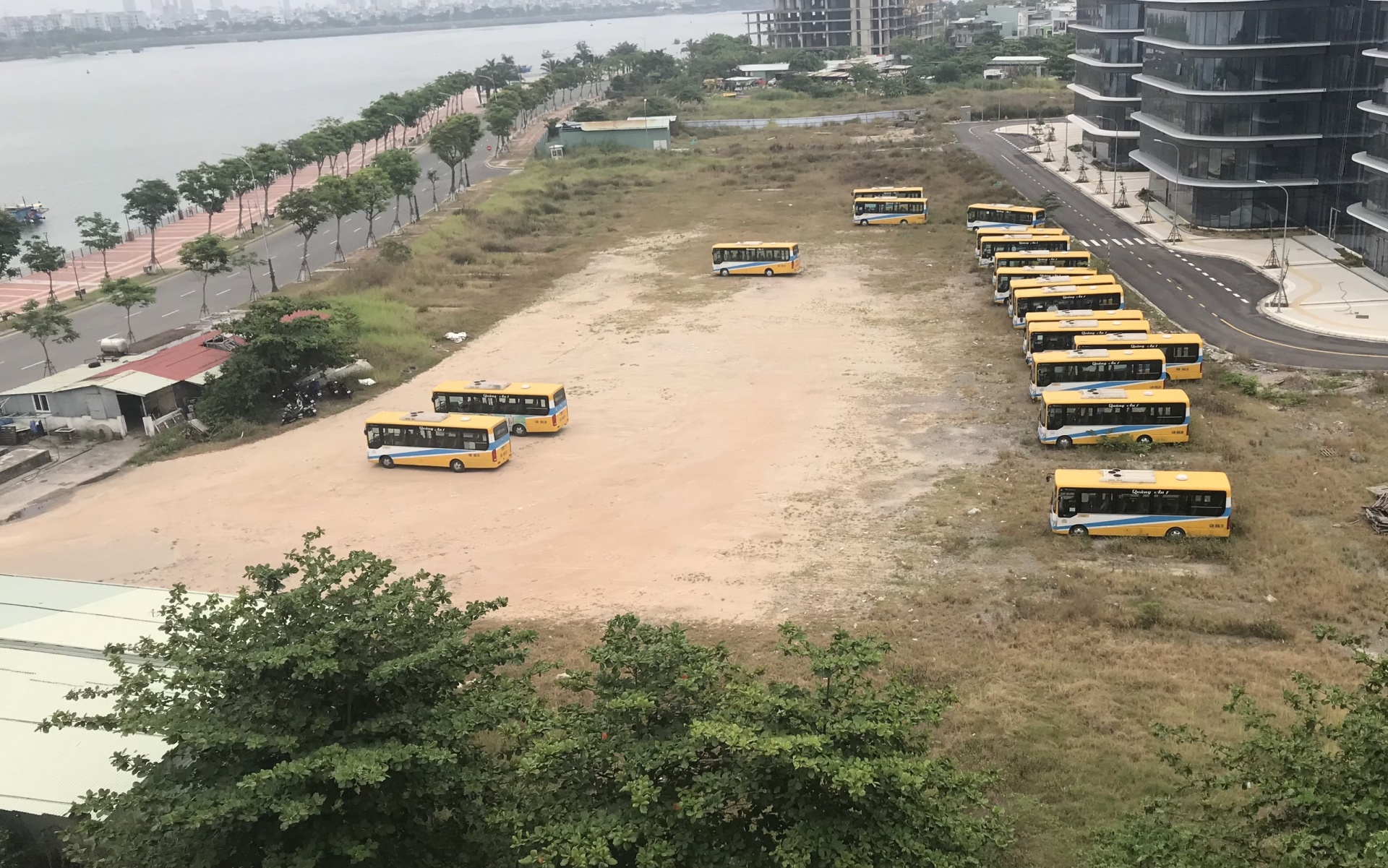 Đà Nẵng: Được trợ giá mỗi NLĐ 8 triệu đồng/tháng, xe buýt Quảng An 1 vẫn nợ BHXH nhiều năm nay Đà Nẵng: Được trợ giá mỗi NLĐ 8 triệu đồng/tháng, xe buýt Quảng An 1 vẫn nợ BHXH nhiều năm nay