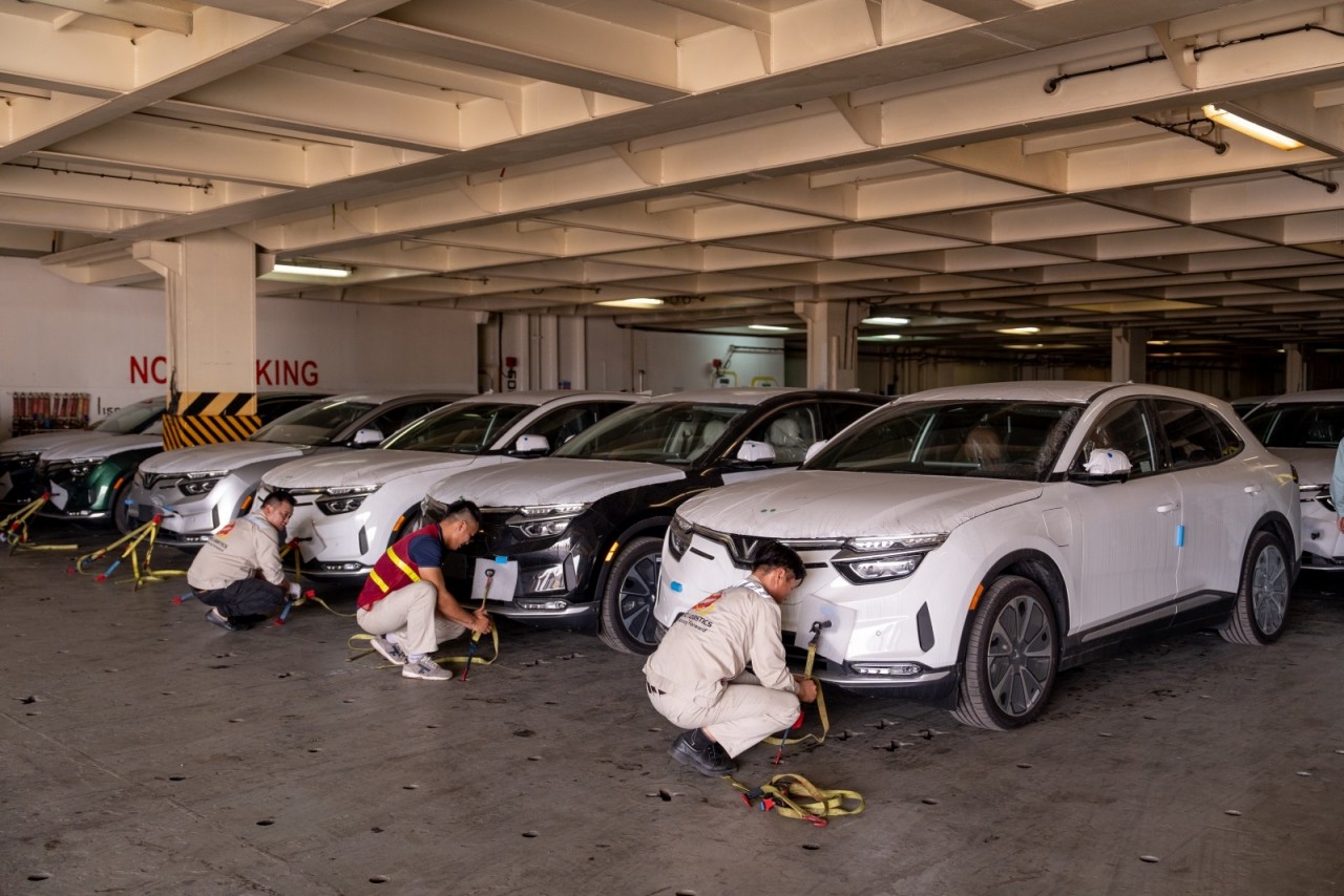 Thêm một lô 1.879 xe VinFast VF8 xuất khẩu sang Mỹ Thêm một lô 1.879 xe VinFast VF8 xuất khẩu sang Mỹ