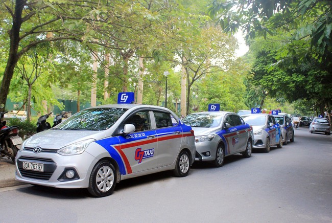 Đưa 600 xe điện ra thị trường, Taxi Xanh của tỷ phú Phạm Nhật Vượng có là &quot;đối thủ&quot; của taxi truyền thống? ảnh 3