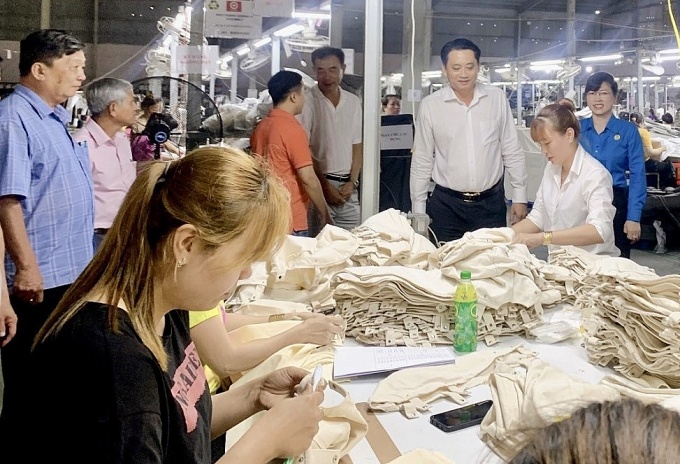 Những vấn đề đặt ra đối với lực lượng lao động Việt Nam trong giai đoạn mới