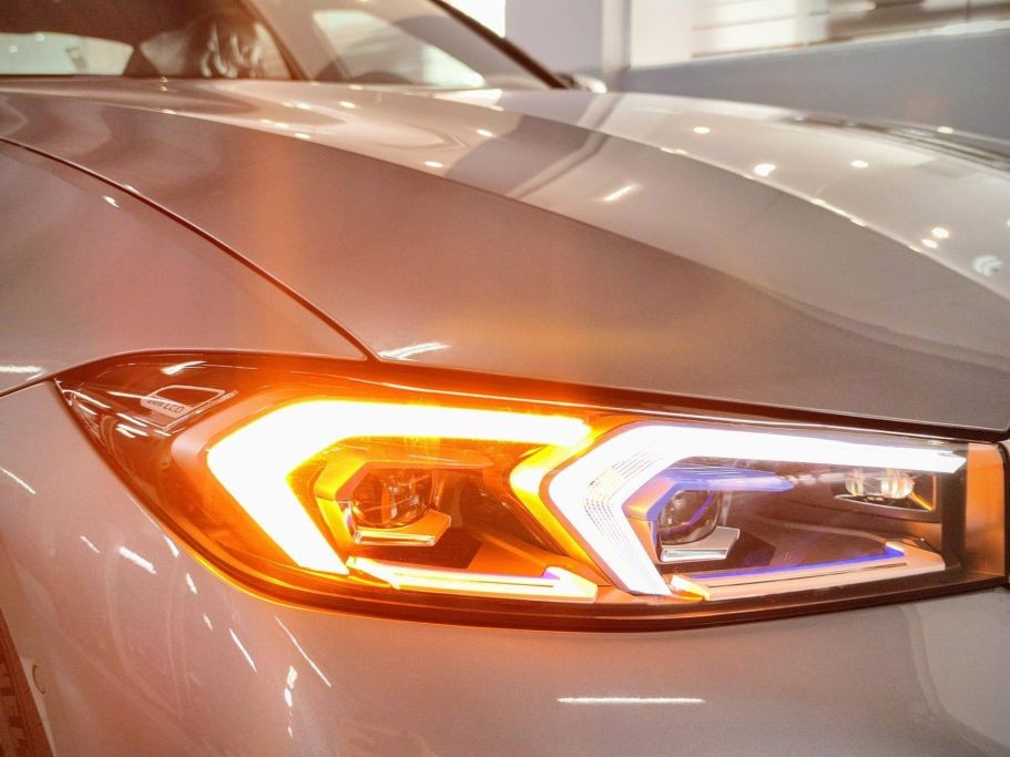 BMW 330i M Sport 2023 có mặt tại đại lý BMW 330i M Sport 2023 có mặt tại đại lý