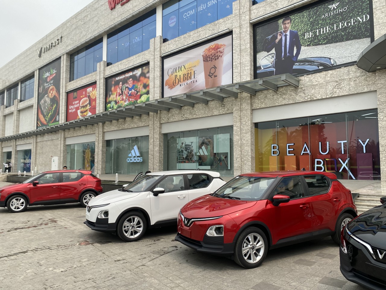 VinFast VF5 bàn giao đến khách hàng ngày 21/4 VinFast VF5 bàn giao đến khách hàng ngày 21/4