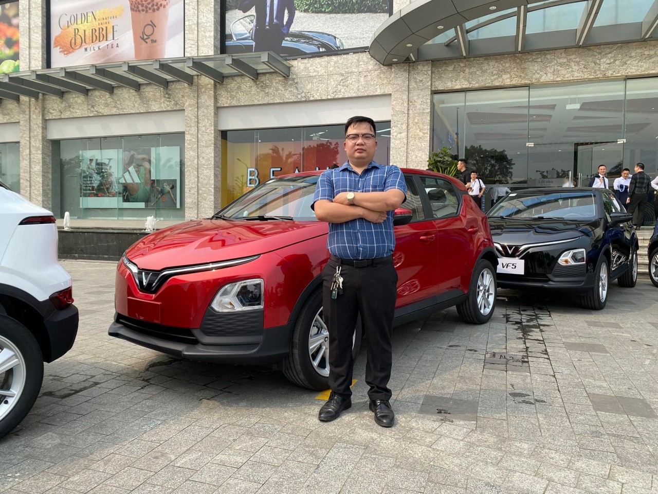 VinFast bàn giao lô xe VF5 Plus đầu tiên cho khách hàng VinFast bàn giao lô xe VF5 Plus đầu tiên cho khách hàng