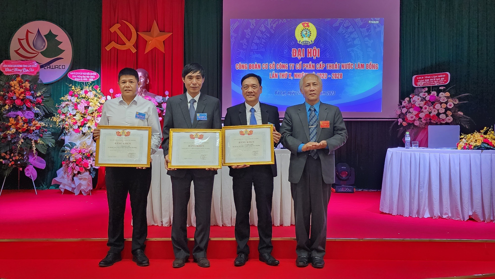 Công đoàn tập trung chăm lo tốt hơn và nâng cao đời sống người lao động Công đoàn tập trung chăm lo tốt hơn và nâng cao đời sống người lao động