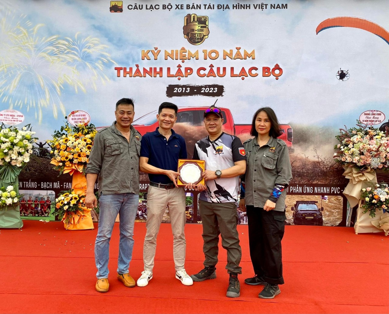 Câu lạc bộ bán tải địa hình Việt Nam (PVC) kỷ niệm 10 năm thành lập Câu lạc bộ bán tải địa hình Việt Nam (PVC) kỷ niệm 10 năm thành lập