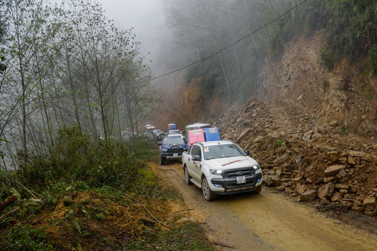 Câu lạc bộ bán tải địa hình Việt Nam (PVC) kỷ niệm 10 năm thành lập Câu lạc bộ bán tải địa hình Việt Nam (PVC) kỷ niệm 10 năm thành lập