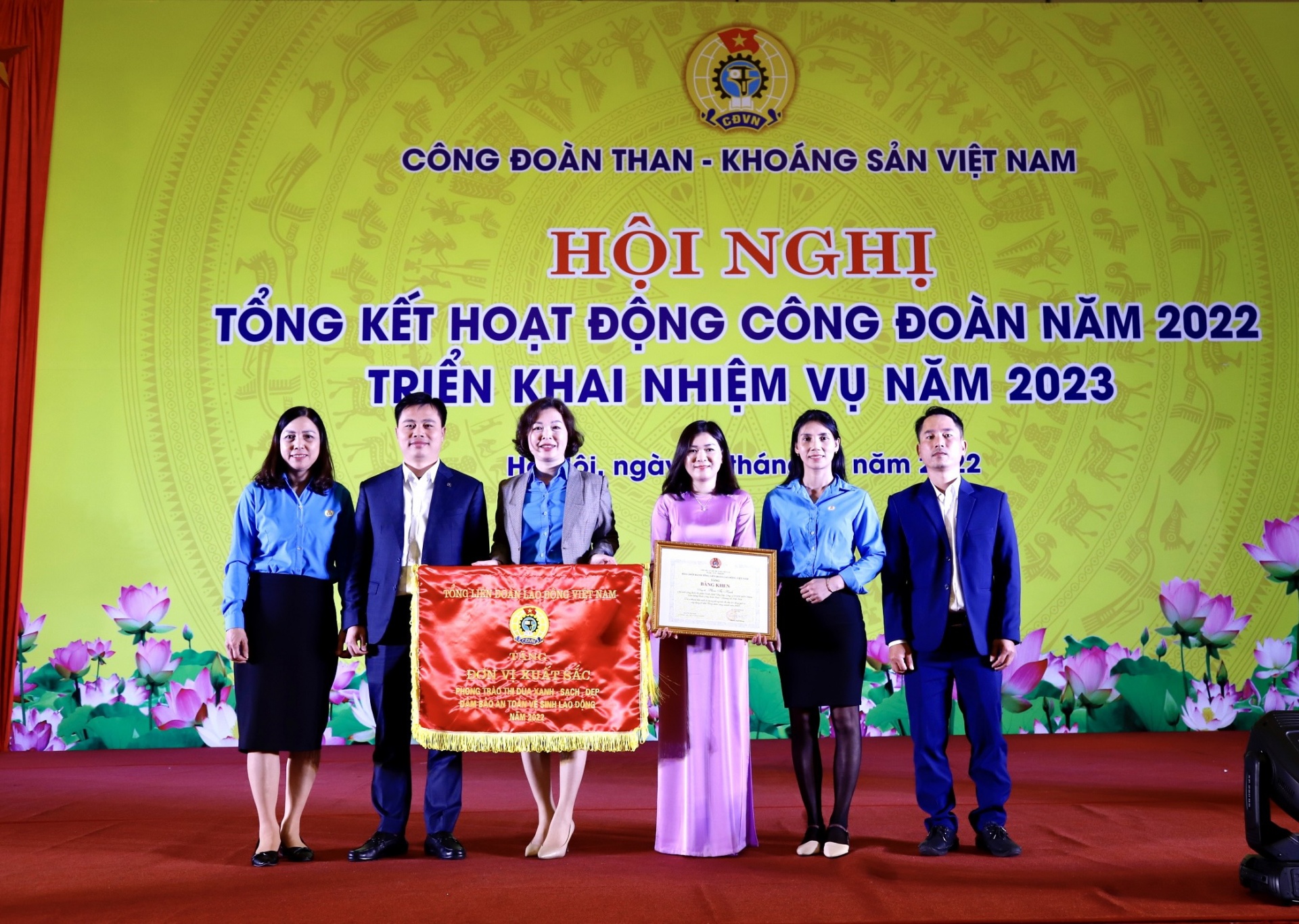 Công đoàn Công ty TNHH MTV Nhôm Lâm Đồng: Khẳng định vai trò, vị thế của tổ chức Công đoàn Công đoàn Công ty TNHH MTV Nhôm Lâm Đồng: Khẳng định vai trò, vị thế của tổ chức Công đoàn