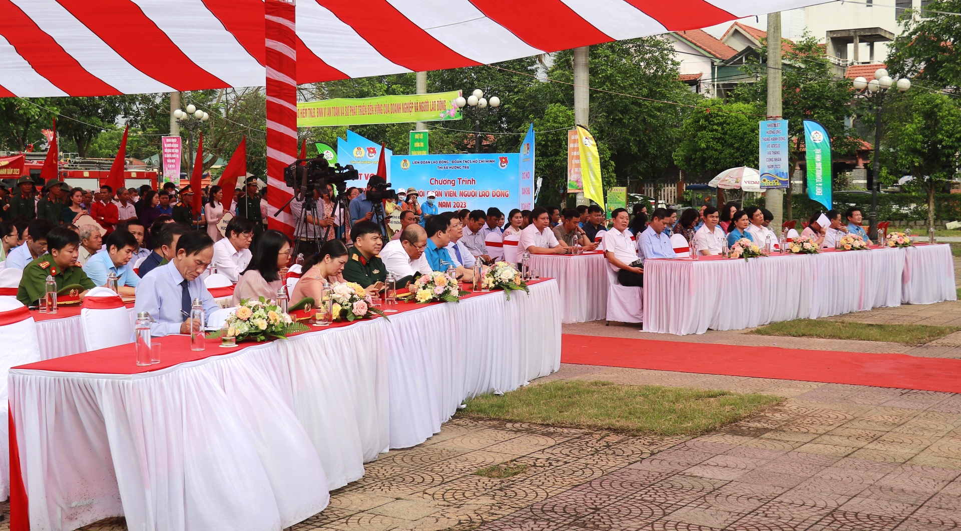 Thừa Thiên Huế phát động Tháng hành động về ATVSLĐ và Tháng Công nhân năm 2023 Thừa Thiên Huế phát động Tháng hành động về ATVSLĐ và Tháng Công nhân năm 2023