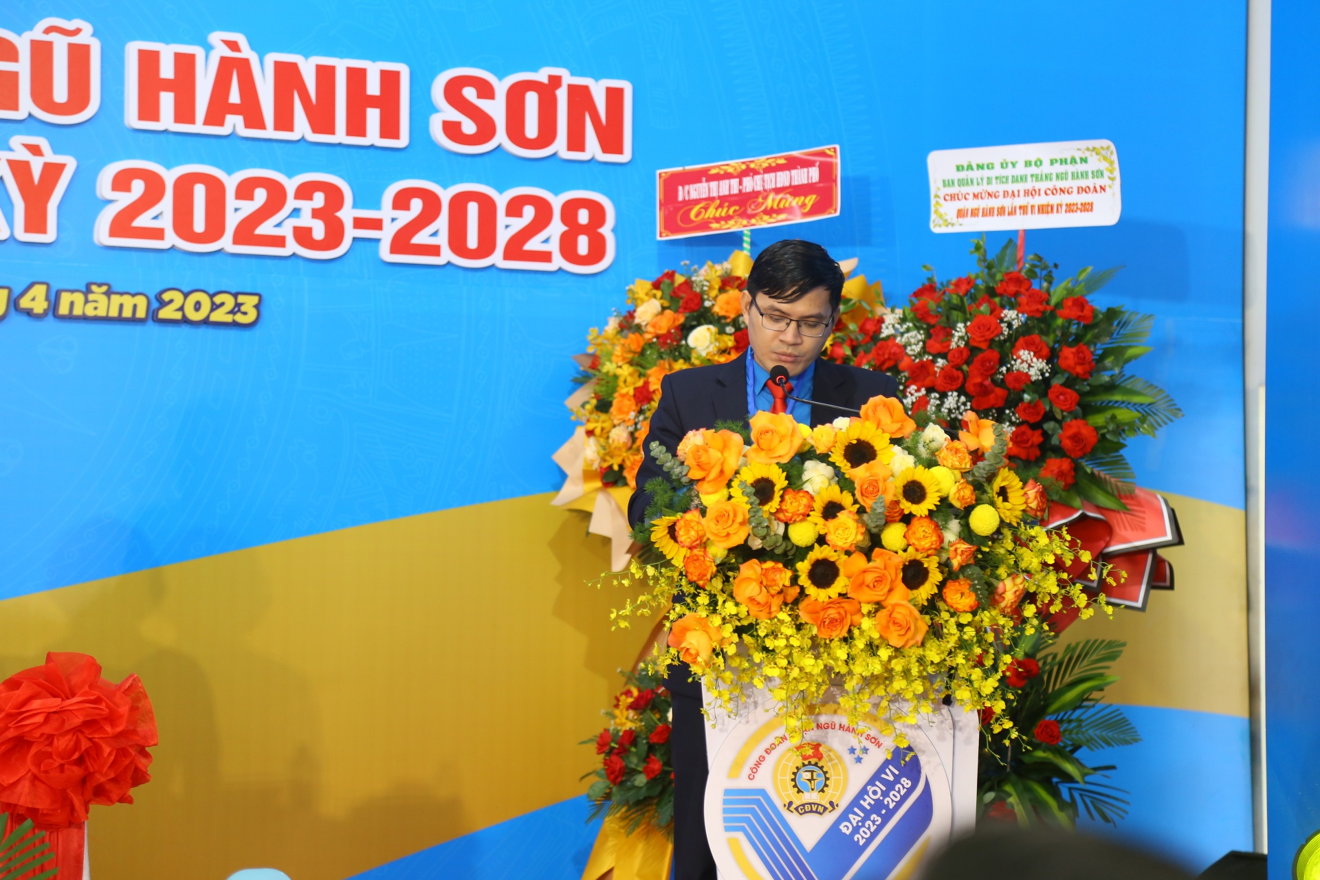 Đồng chí Nguyễn Văn Minh tái cử chức vụ Chủ tịch LĐLĐ quận Ngũ Hành Sơn. Ảnh: PHAN NGUYÊN