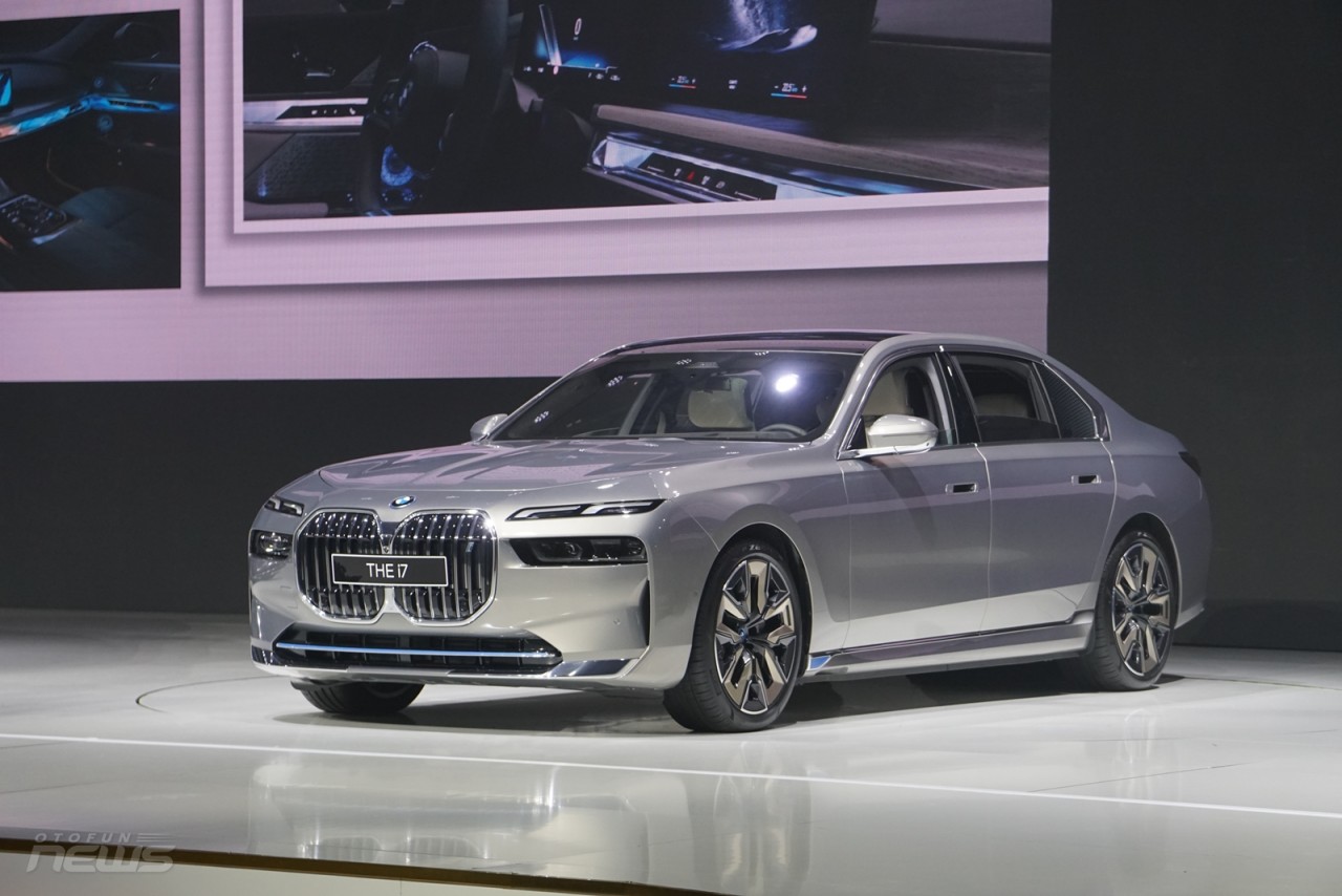Thaco ra mắt 4 dòng xe BMW cao cấp cùng các đặc quyền riêng tại Việt Nam