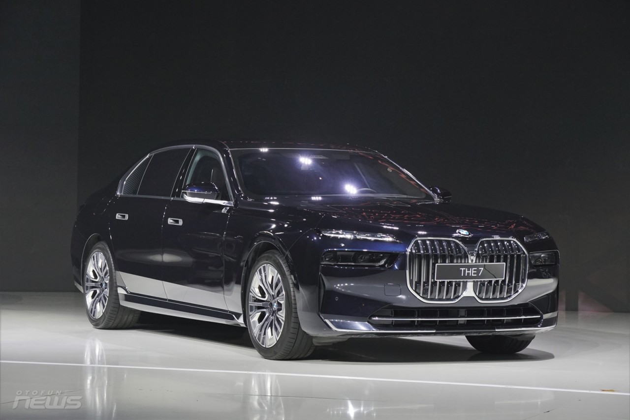 Thaco ra mắt 4 dòng xe BMW cao cấp cùng các đặc quyền riêng tại Việt Nam