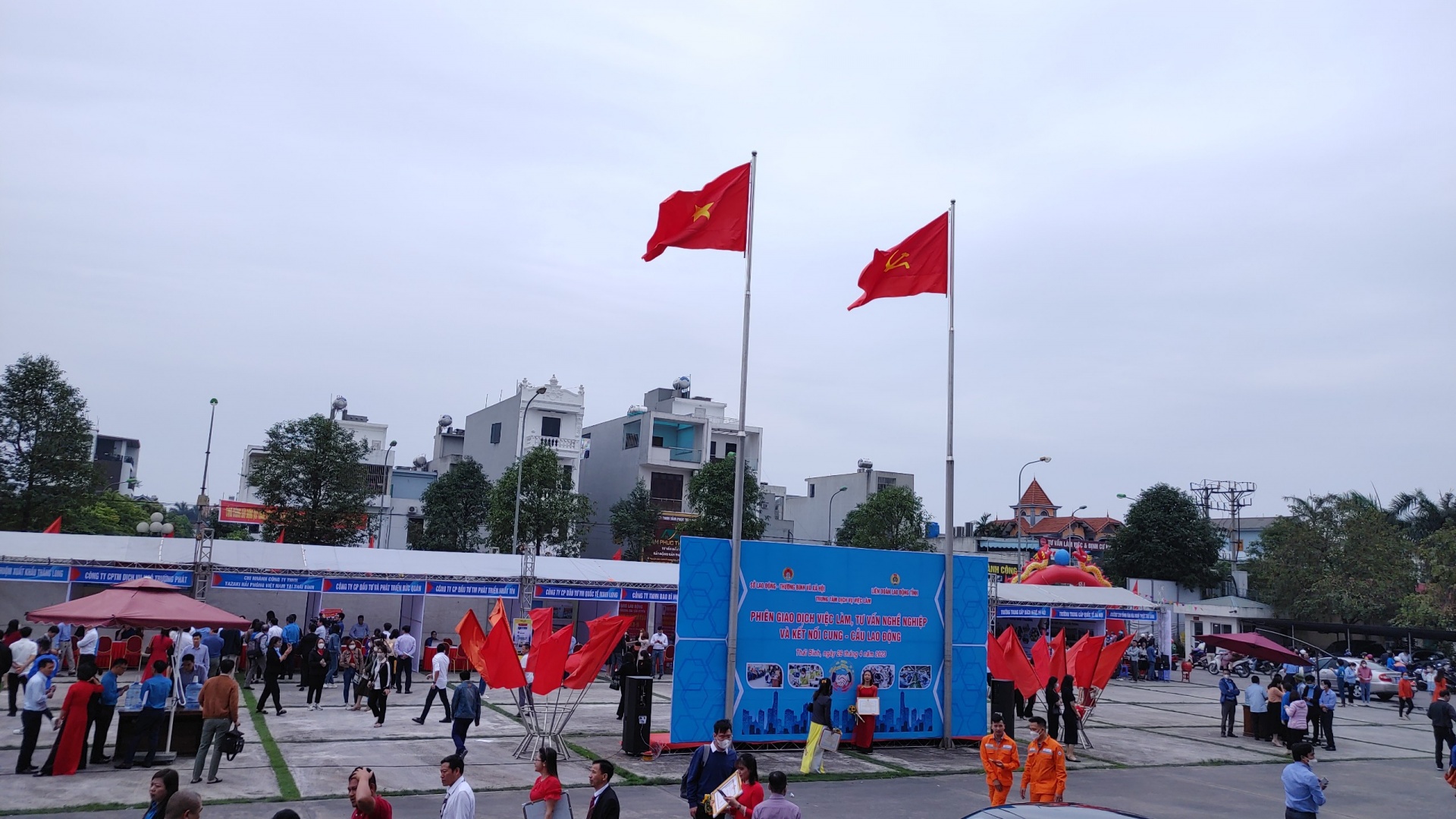 Thái Bình: Chào đón Tháng Công nhân thiết thực với Ngày hội việc làm