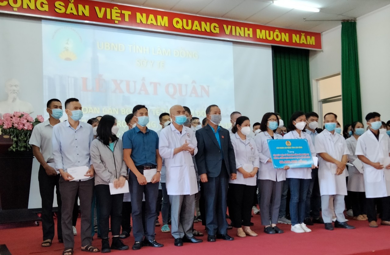 Công đoàn ngành Y tế Lâm Đồng chú trọng phong trào thi đua yêu nước Công đoàn ngành Y tế Lâm Đồng chú trọng phong trào thi đua yêu nước