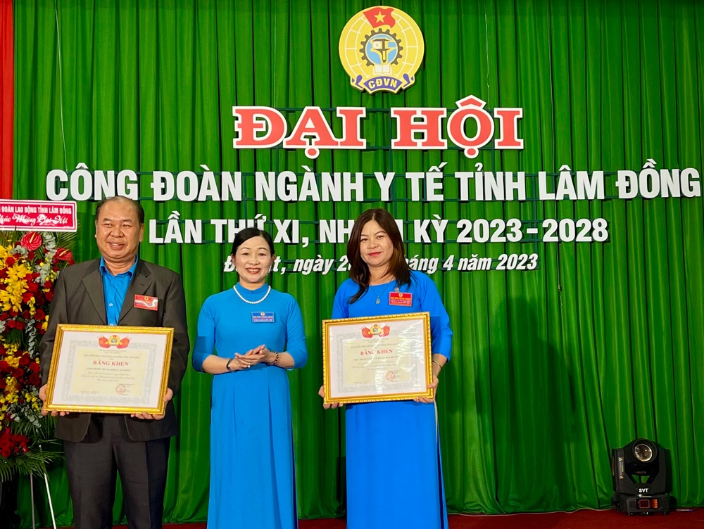 Công đoàn ngành Y tế Lâm Đồng chú trọng phong trào thi đua yêu nước Công đoàn ngành Y tế Lâm Đồng chú trọng phong trào thi đua yêu nước