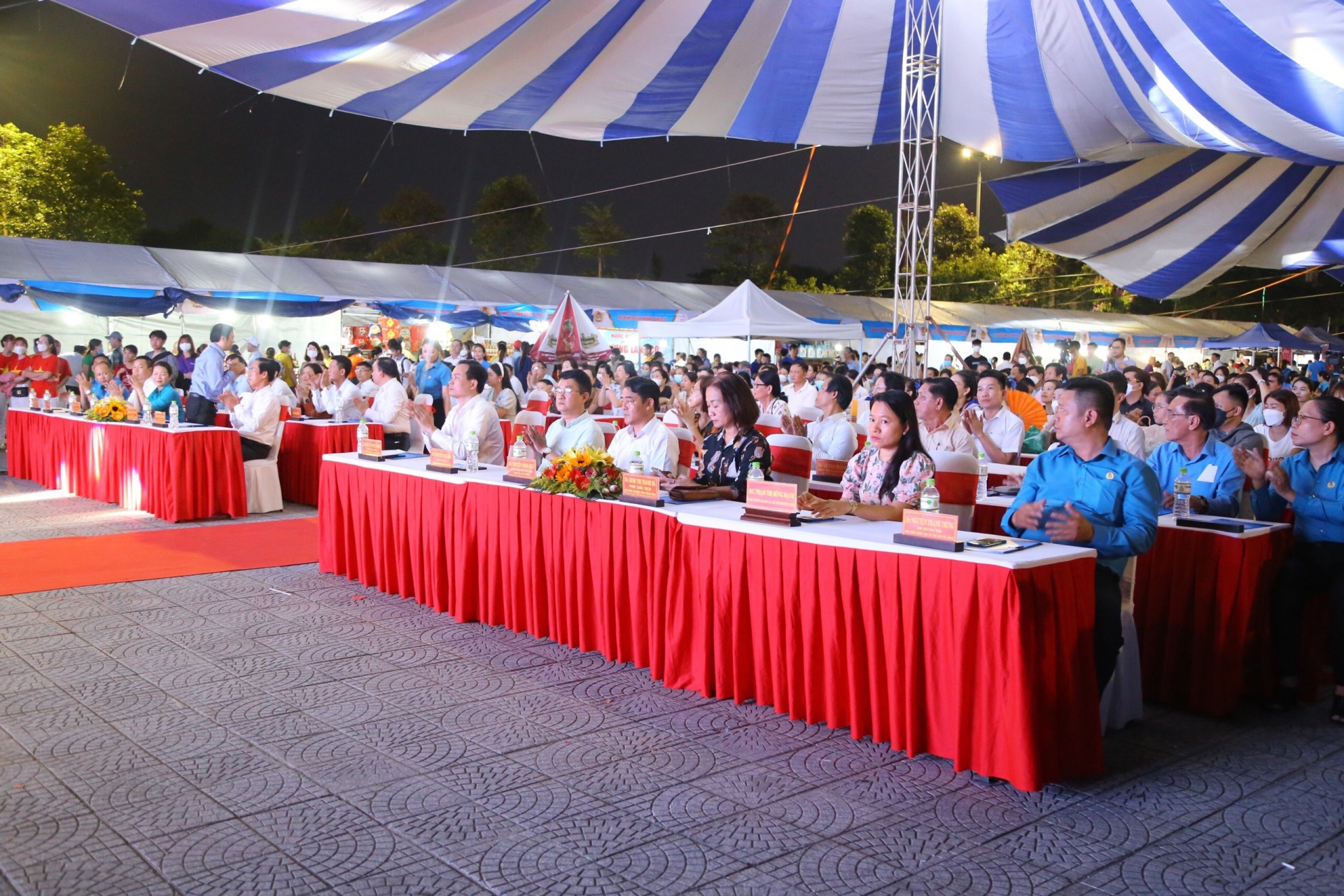 Lễ phát động Tháng công nhân và hưởng ứng Tháng hành động về an toàn vệ sinh lao động năm 2023 thu hút đông đảo NLĐ tham gia. Ảnh: PHAN NGUYÊN