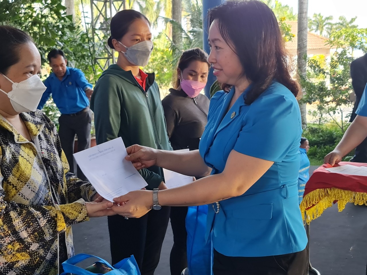 LĐLĐ Long An tổ chức nhiều hoạt động chăm lo trong Tháng Công nhân