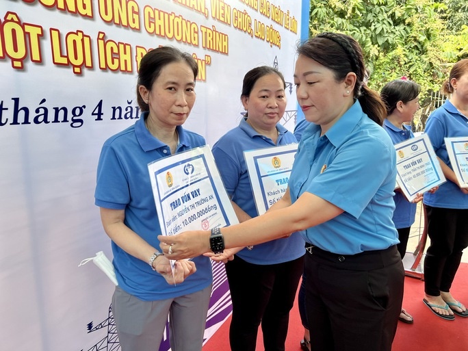 Liên đoàn Lao động TP.HCM tăng cường các hoạt động chăm lo đoàn viên, người lao động Liên đoàn Lao động TP.HCM tăng cường các hoạt động chăm lo đoàn viên, người lao động