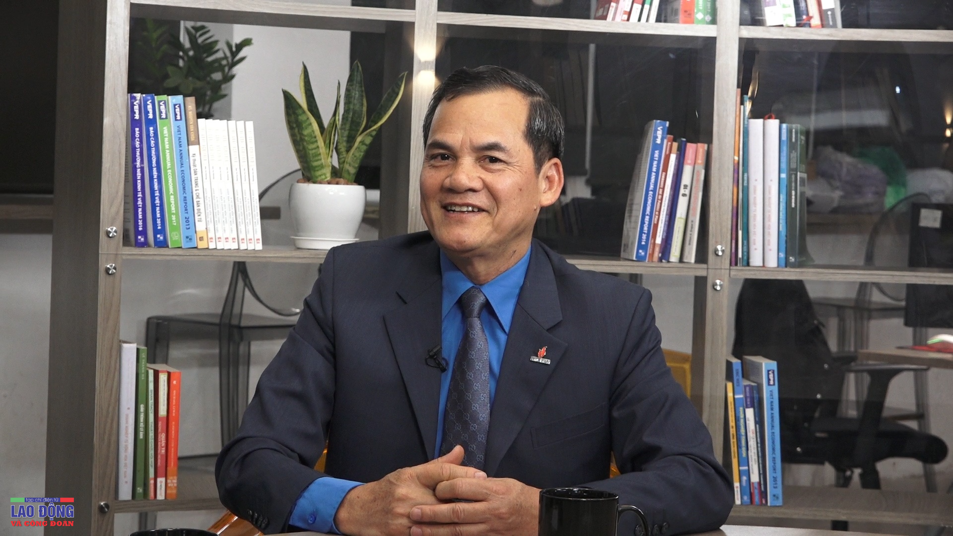 Đồng chí Hồ Trọng Thoán: Hy sinh phụ cấp đổi lấy niềm tin Đồng chí Hồ Trọng Thoán: Hy sinh phụ cấp, đổi lấy niềm tin