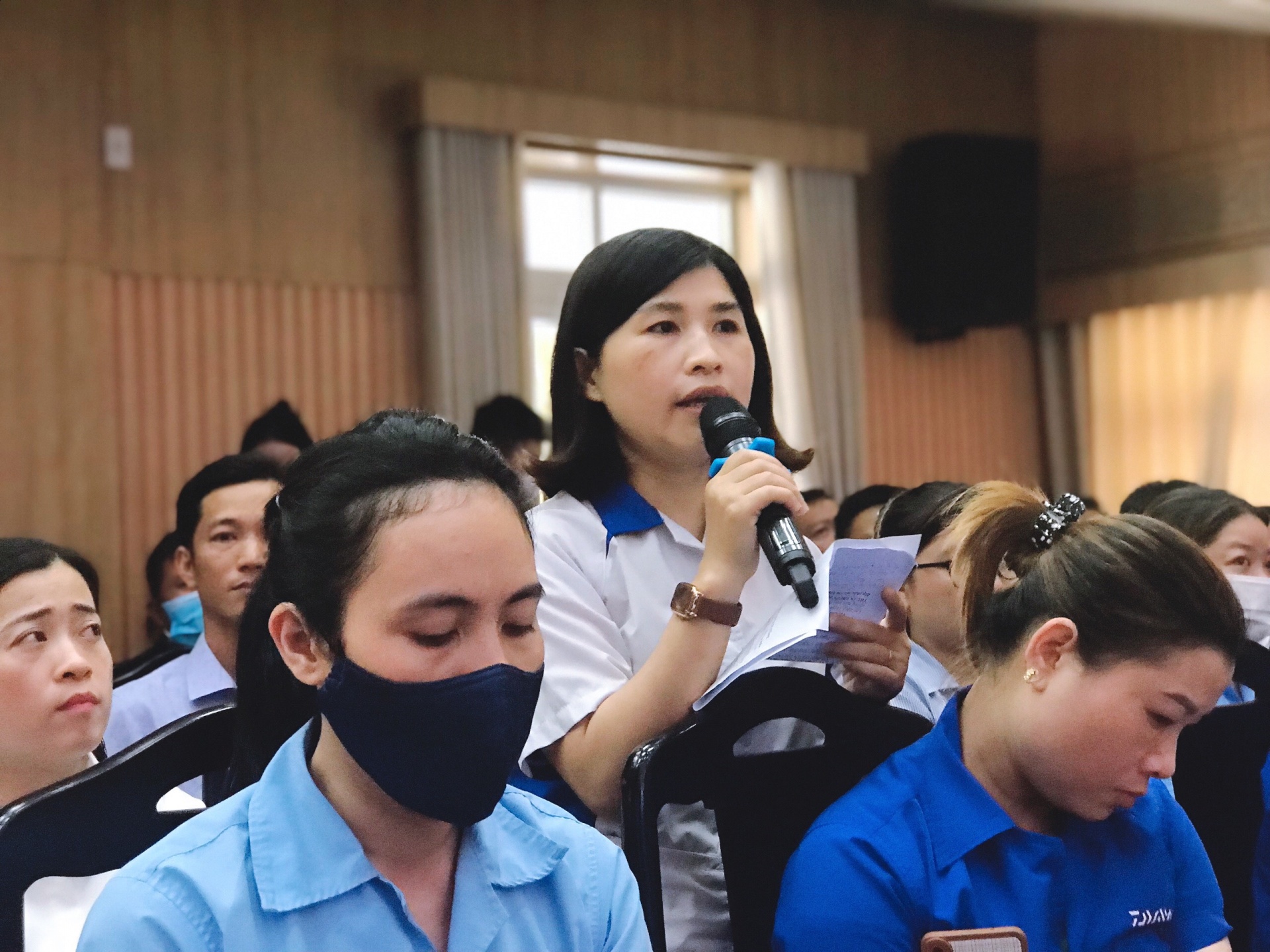 Chủ doanh nghiệp nợ BHXH bỏ trốn, Công nhân Đà Nẵng kiến nghị Quốc hội sửa đổi luật Chủ doanh nghiệp nợ BHXH bỏ trốn, Công nhân Đà Nẵng kiến nghị Quốc hội sửa đổi luật