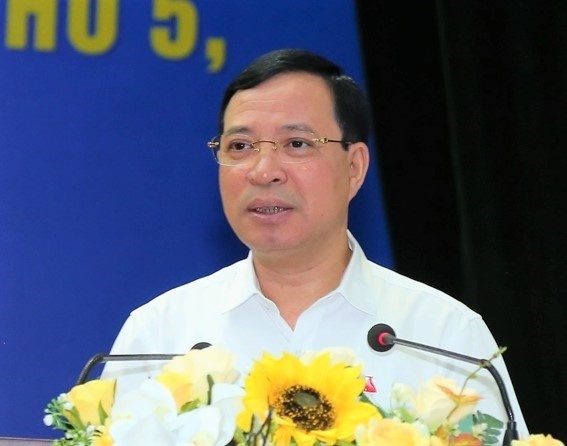 Đoàn đại biểu Quốc hội tỉnh Thanh Hoá tiếp xúc cử tri với công nhân lao động